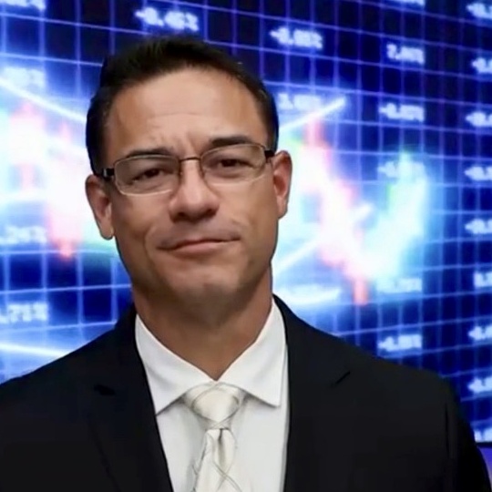Pedro Rosado, Diseñador de Estrategias Financieras, CPIA